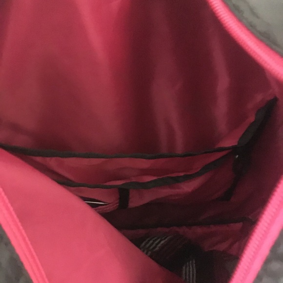 Black Gym Bag - Picture 6 of 7